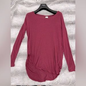 Light weight maroon red sweater tee size small